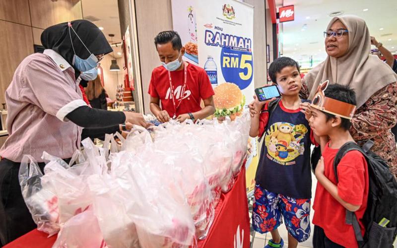 Parliament committee calls for more funds for Rahmah sales in 2024