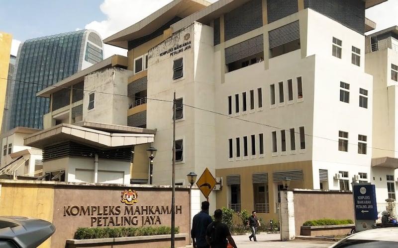 3 didakwa lakukan pemerasan, minta wanita RM3 juta