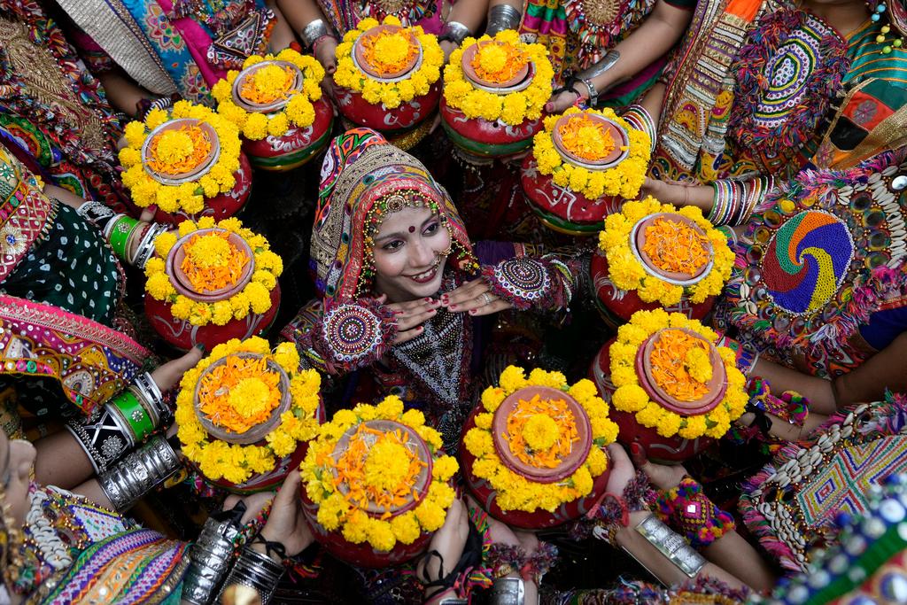 10 die of heart attacks at garba events in India’s Gujarat