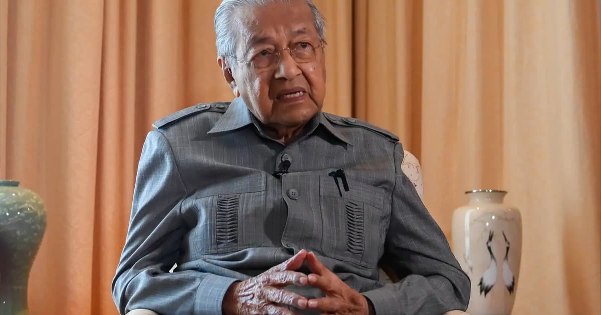 I can stand, but it feels like I don’t have legs, says Dr M