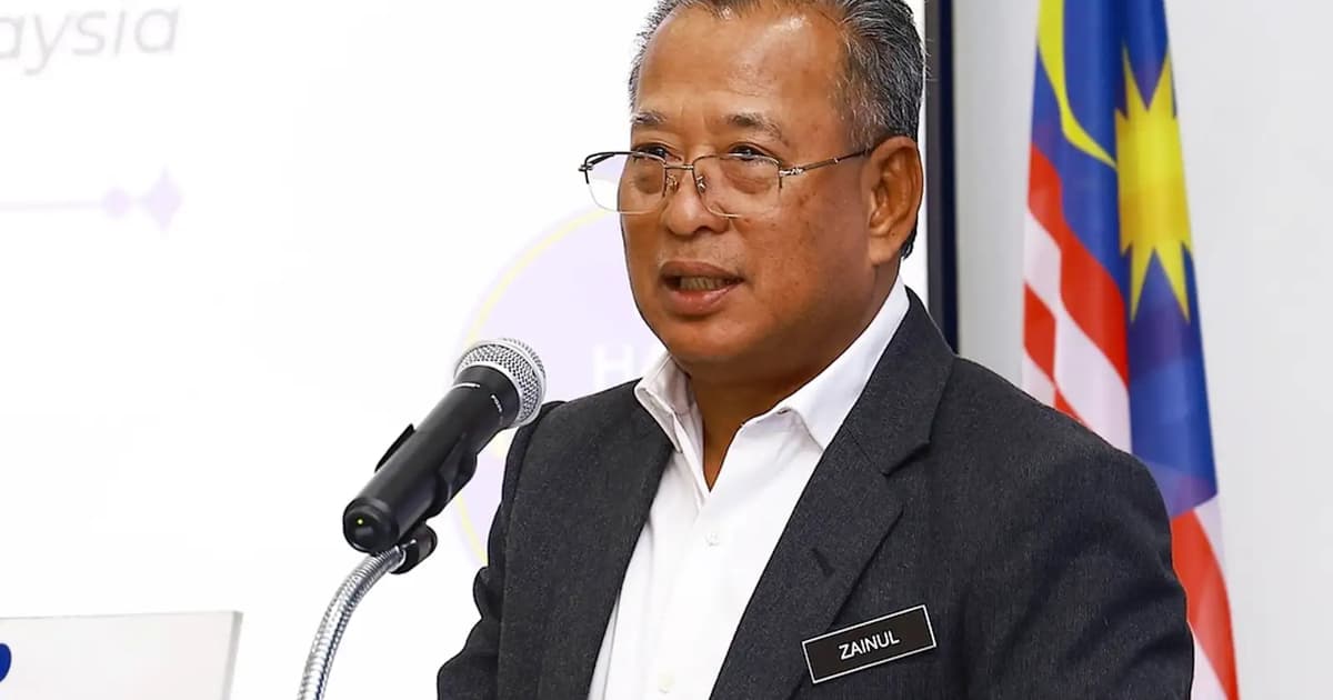 12 saksi beri keterangan kes rasuah projek pusat data | FMT