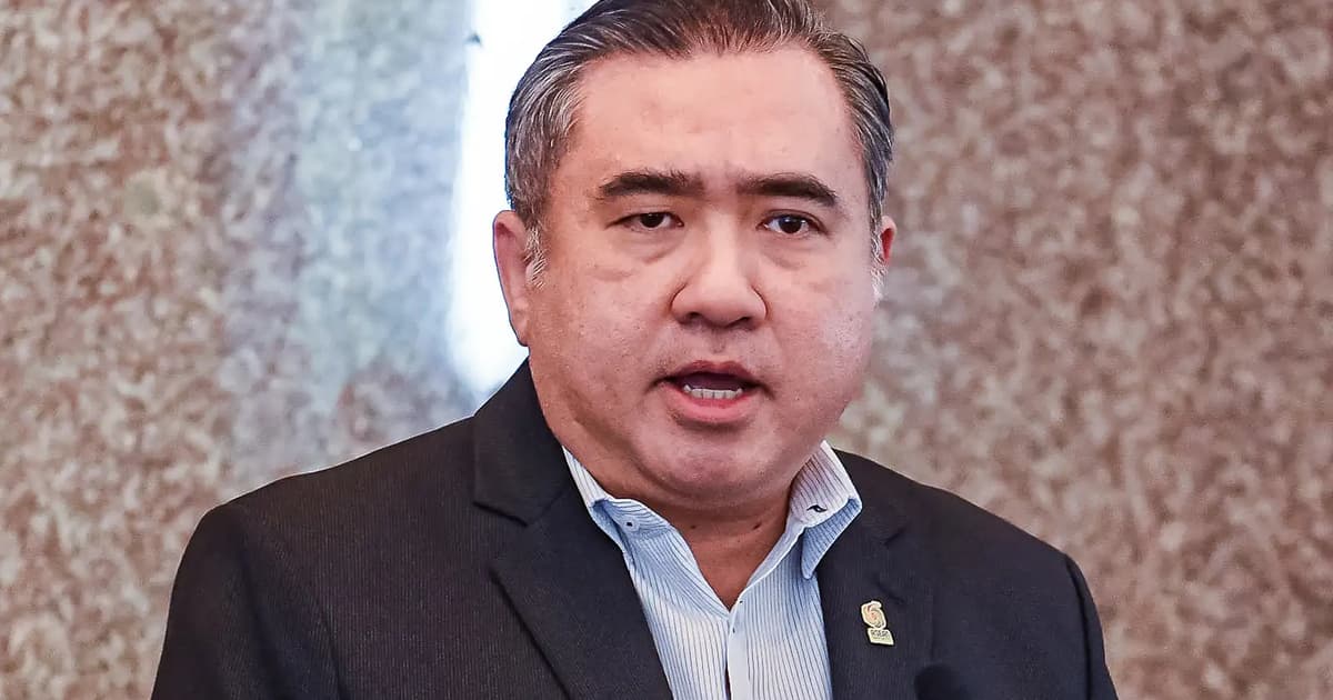 洛克表示，由于中东战争，政府处于“危机模式”