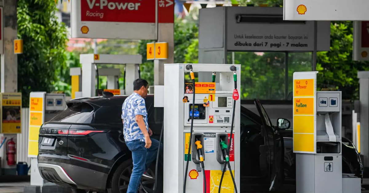 Minyak murah — harga sebenar RM4 bilion sebulan untuk masa depan Malaysia