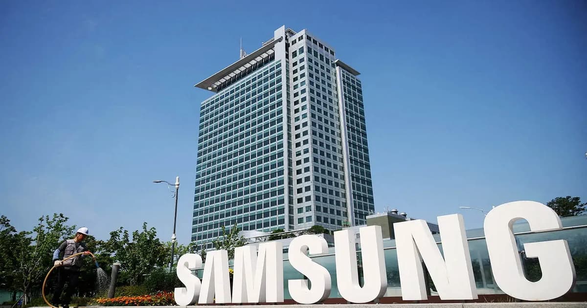 Samsung’s stock rises after report on mass production of AI chips