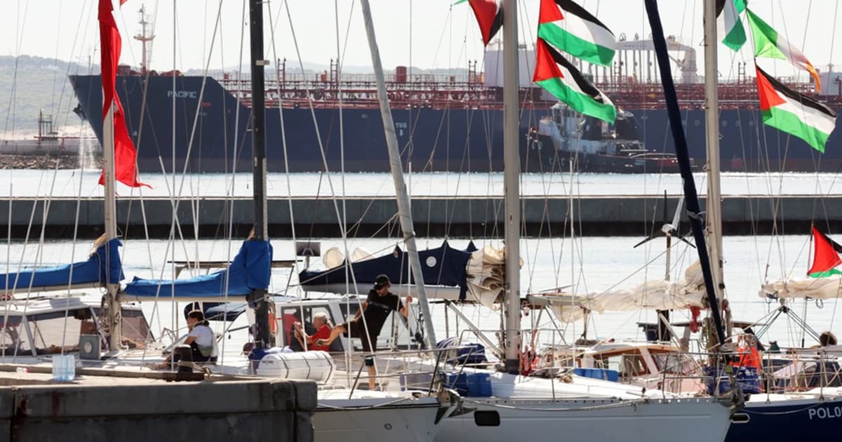 Gaza aid flotilla renews bid to break Israeli blockade
