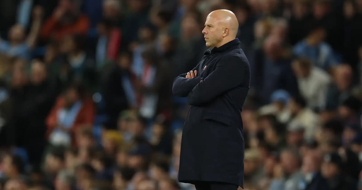 Slot urges Liverpool to stick together after FA Cup rout at Man City