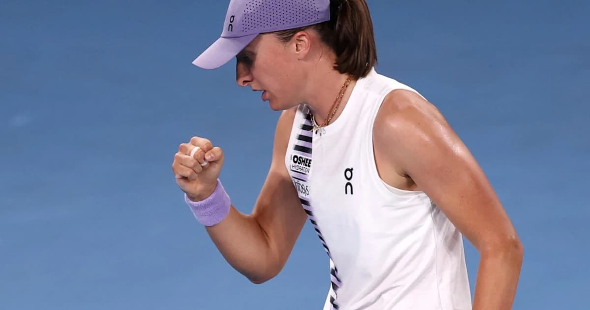 Swiatek banks on Nadal’s former coach to reignite her season