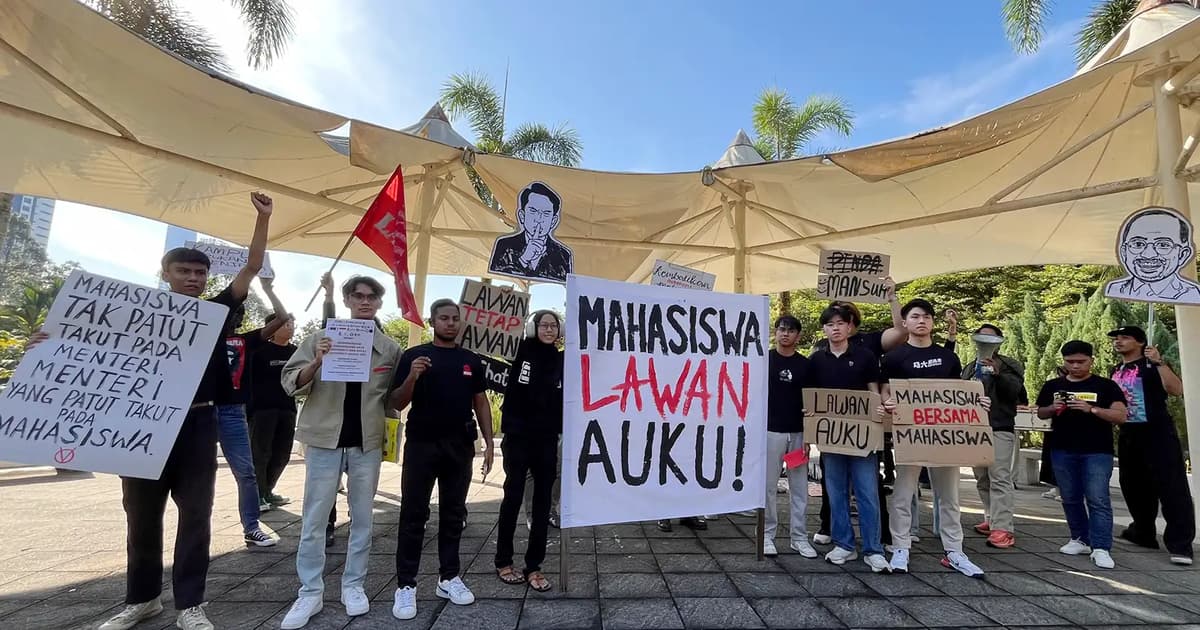 Students disappointed as Zambry skips Auku memo handover