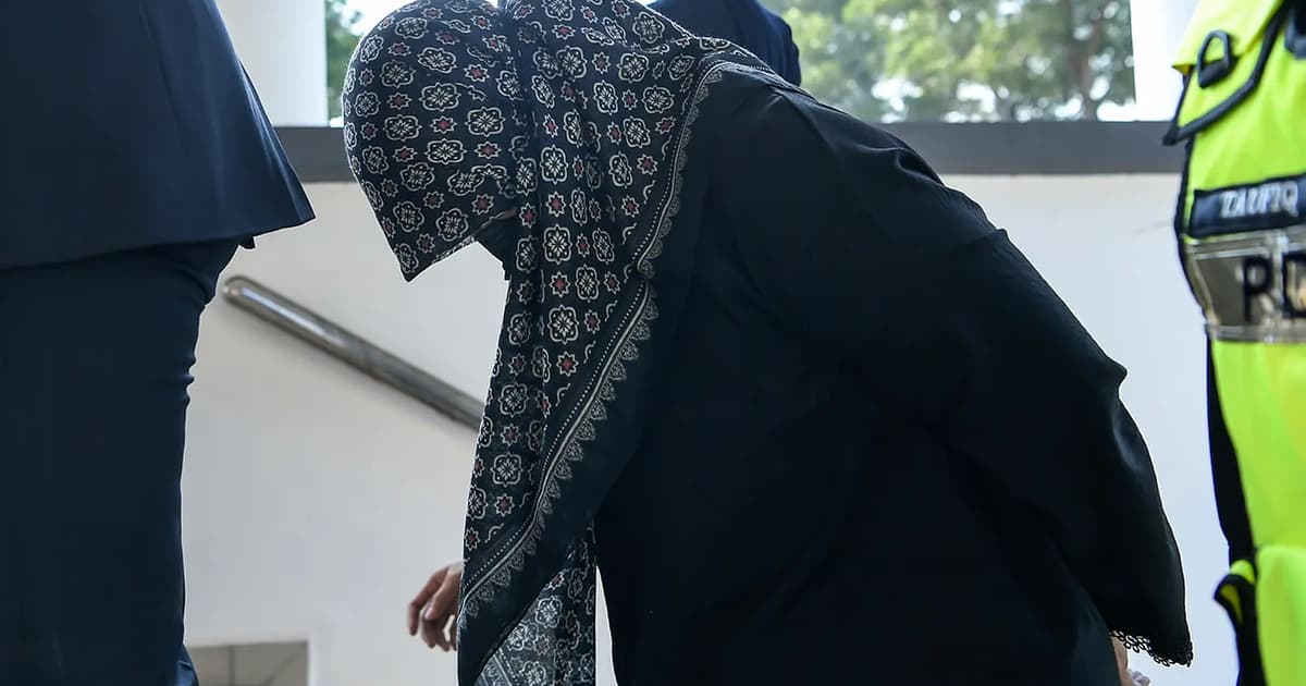 Suri rumah didakwa tipu tempahan barang kemas RM173,500