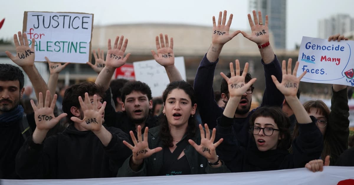 Israelis call for end to Iran war, chant ‘Don’t bomb’