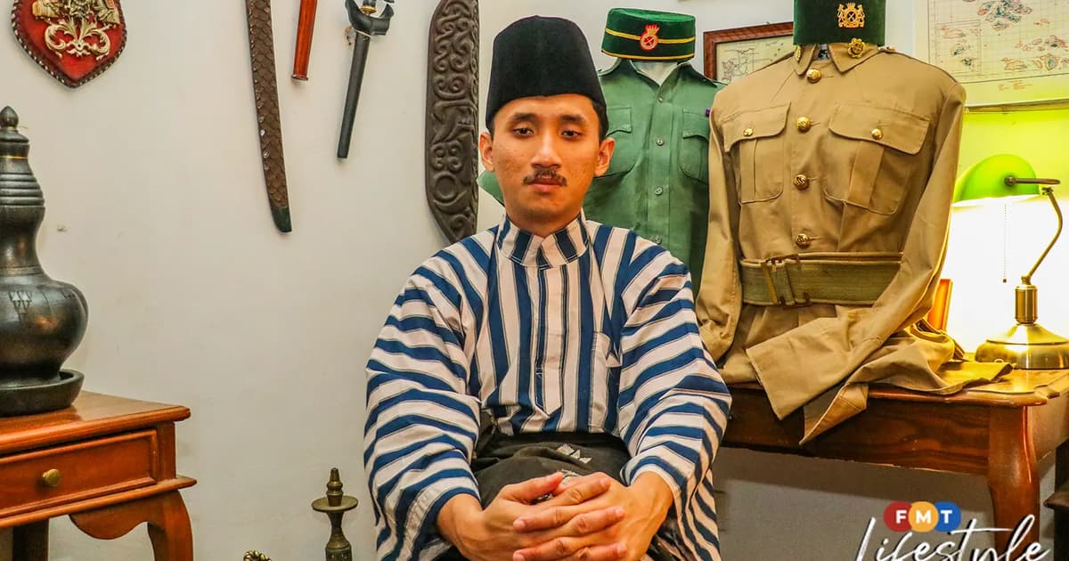Alif brings history to life by dressing in period costumes