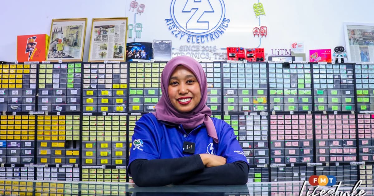 Proud to own first female-led electronics store in M’sia