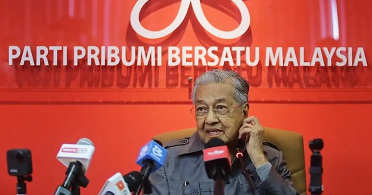 Dr M denies dividing Malays through Bersatu