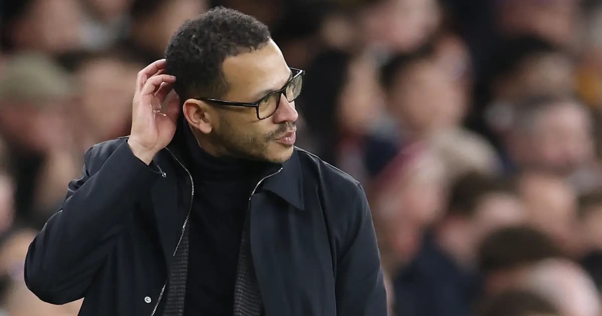 Rosenior admits Chelsea in ‘difficult place’