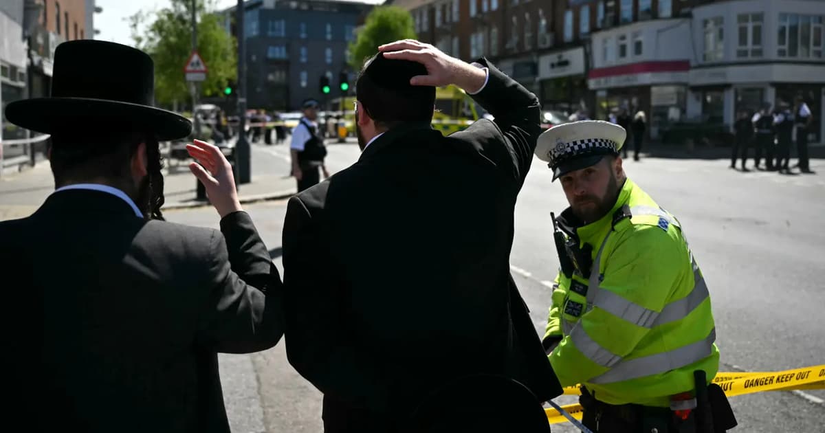 UK cops charge man over stabbing attack on 2 Jewish Londoners