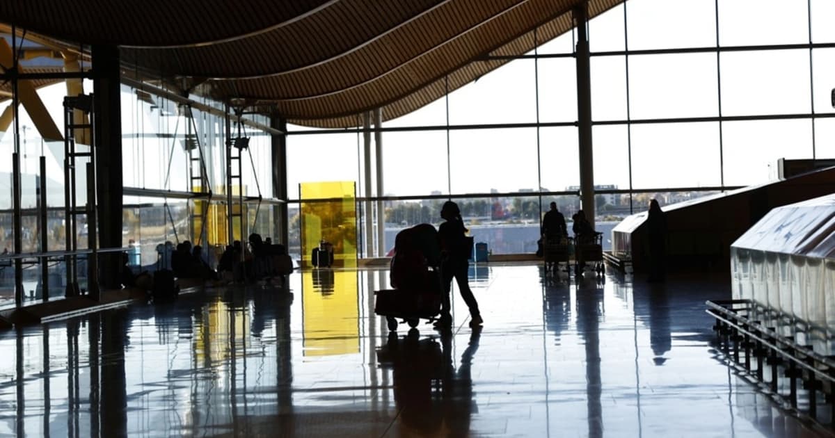 Spain warns of airfare increases as oil prices climb due to Iran war