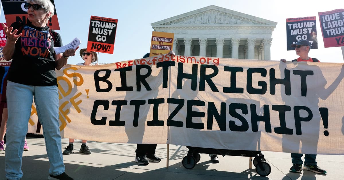 Trump makes historic appearance at Supreme Court