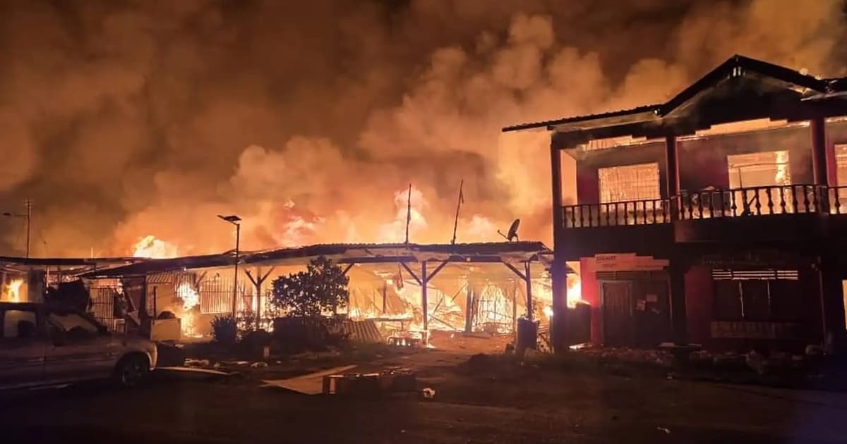 1,000 houses destroyed in early morning Sandakan fire
