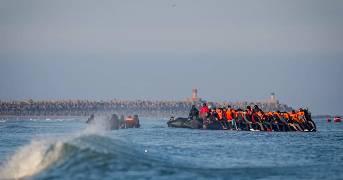 Number of small boat migrants to UK tops 200,000