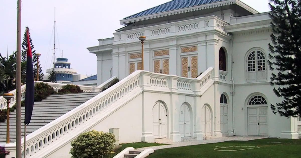 Zahid harap dapat sambut 80 tahun Umno di Istana Besar Johor