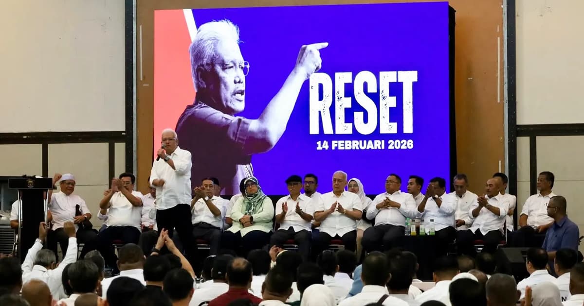 Tak perlu ‘kalut’ isu parti Hamzah sertai PN, kata Wan Fayhsal