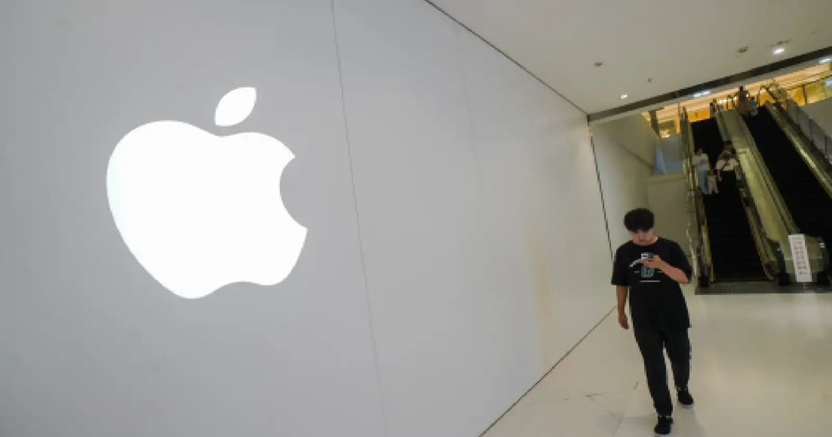 Apple sales forecast beats Wall Street expectations, shares rise