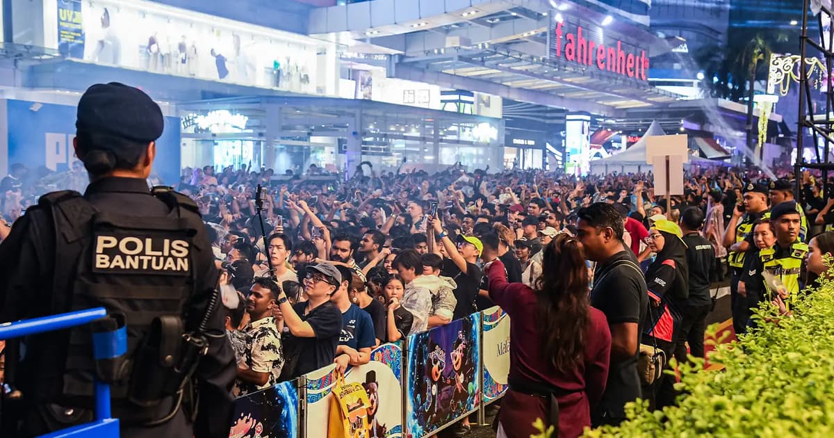 Festival ends on orderly note