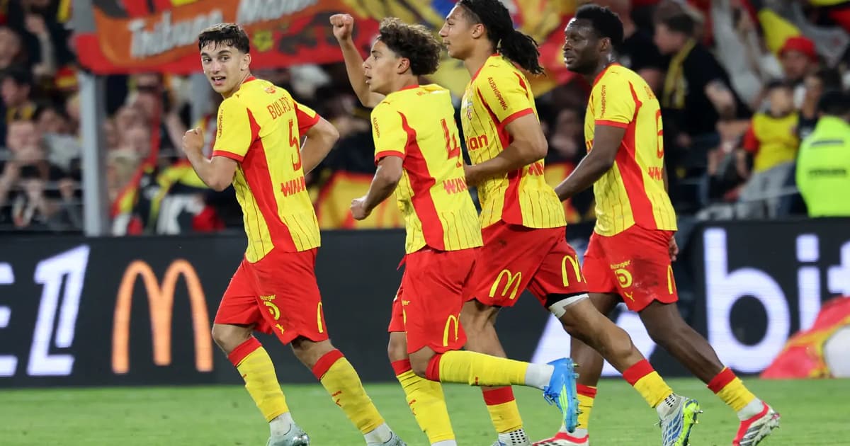 Lens keep title race alive and relegate Nantes
