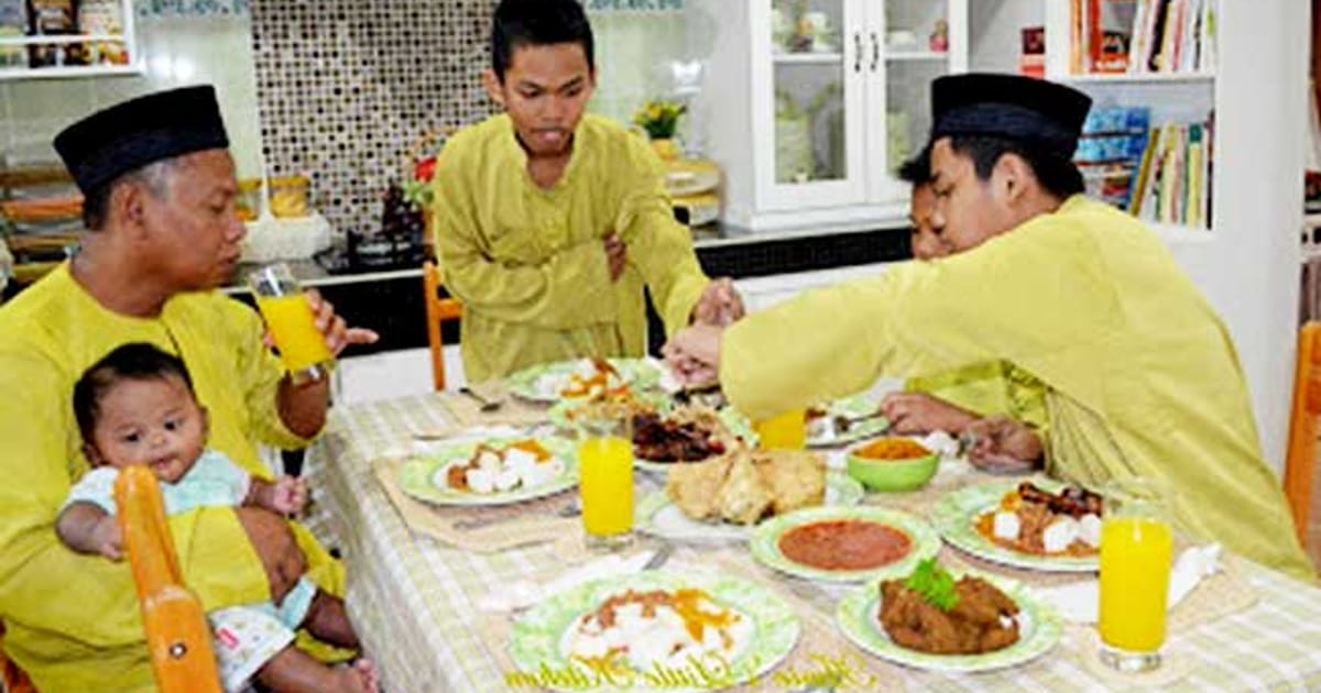 Our Hari Raya breakfast conversation | FMT
