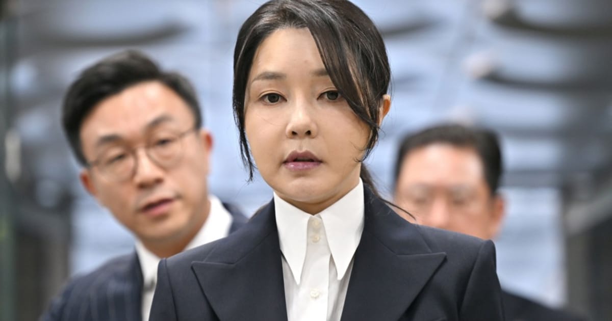 South Korean court hikes ex-first lady’s graft sentence