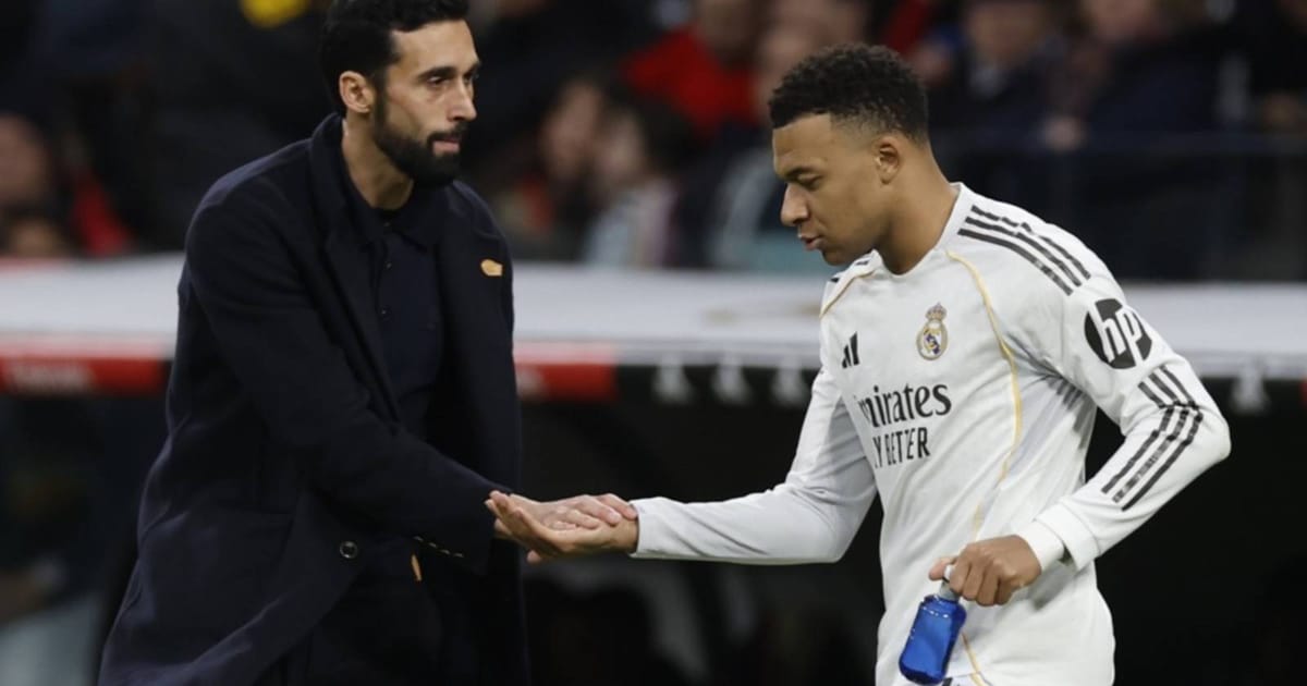 Real Madrid season in tatters, Arbeloa looking shaky after Euro exit