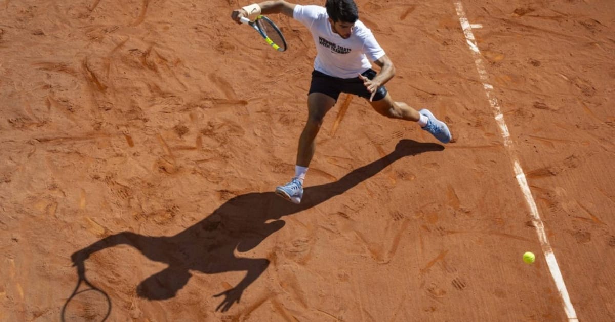 Alcaraz plans to play full clay-court season, get ‘socks dirty’