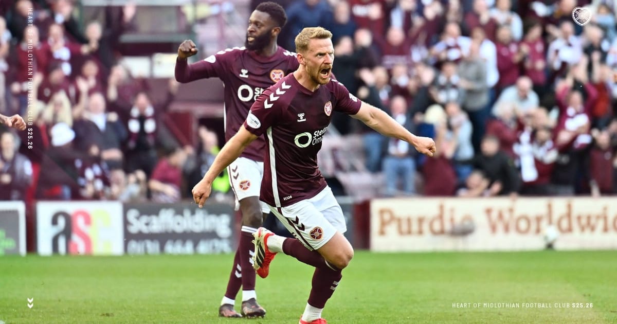 Scottish leaders Hearts fight back to beat Rangers
