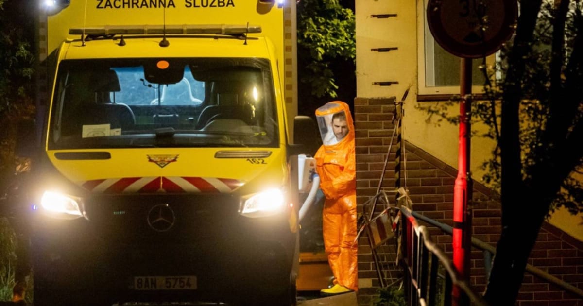 US diverting travellers from Ebola-hit region to one airport for screening