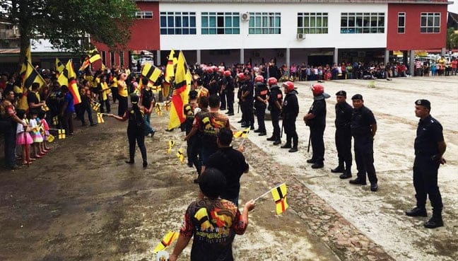 S4S,-police,-cordon,-assembly,-Sarawak-independence3