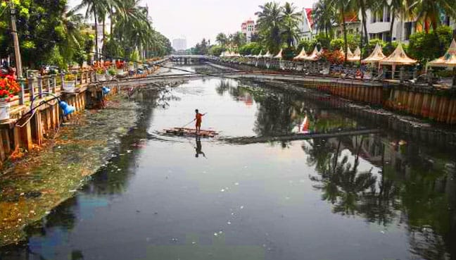 sungai-jakarta