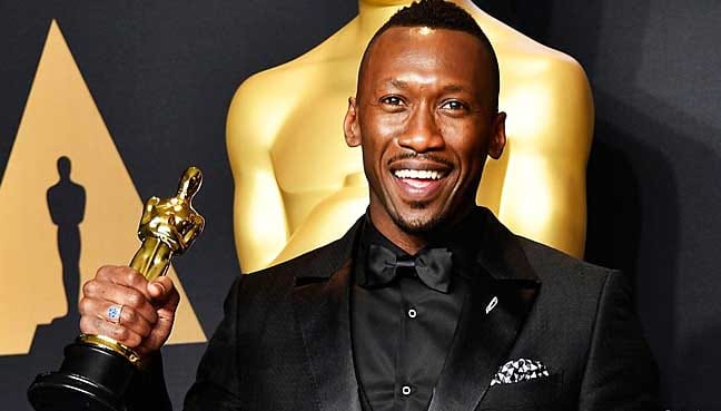 Mahershala-Ali-becomes-first-Muslim-actor-to-win-Oscar