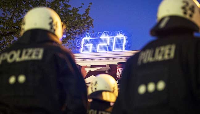 G20-host-city-sends-Berlin-cops-home-after-booze,-sex-party