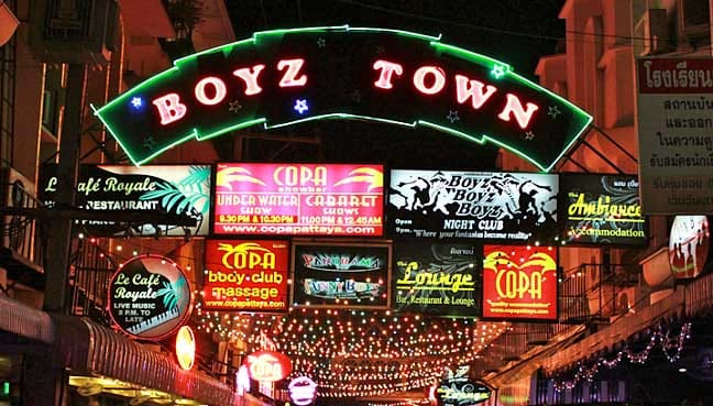 Gay-Chinese-tourists-flock-to-Thailand