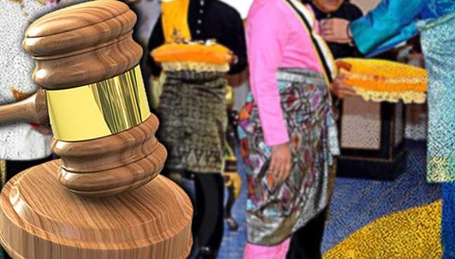 court-darjah-kebesaran