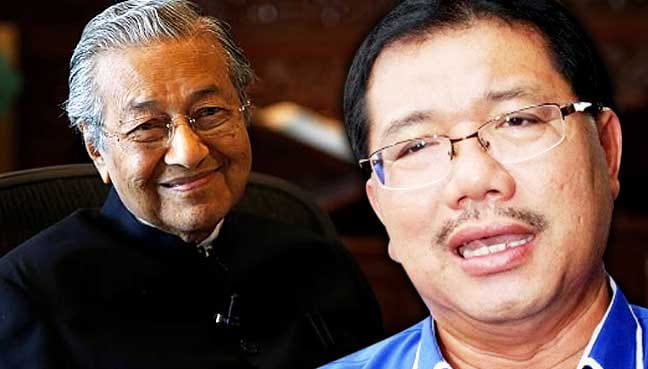 Johnny-Mositun-mahathir2