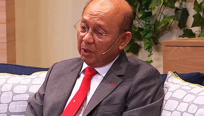 Banker-Azman-Hashim-not-ready-to-retire-just-yet-malaysia