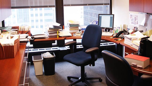 Jurutera ponteng kerja enam tahun tidak disedari majikan