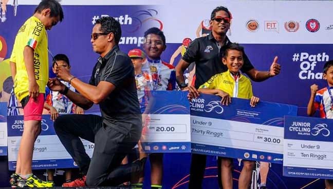 Malaysians divided over meagre cycling ‘rewards’