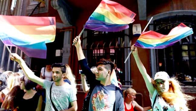 Istanbul bans gay, transgender march for second year
