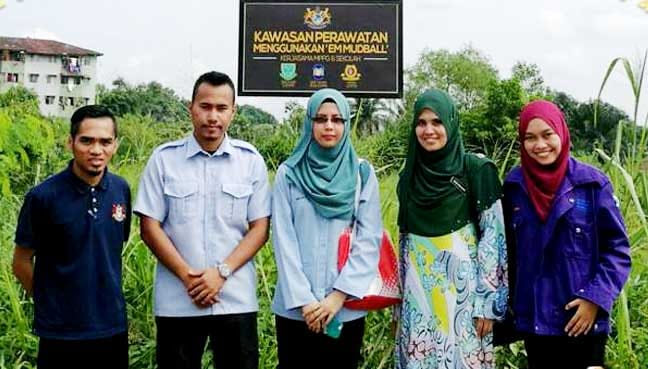 Students invent ‘mud balls’ to treat polluted water