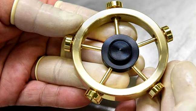 Japan gives world-beating fidget spinner a whirl