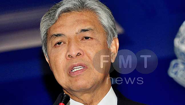 ‘Belum terlambat, kembalilah’, Zahid pujuk calon tak terpilih