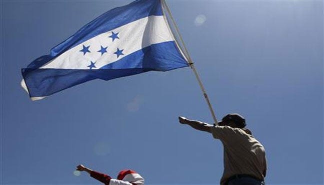 Honduras strikes back at Trump’s threat over migrant ‘caravan’