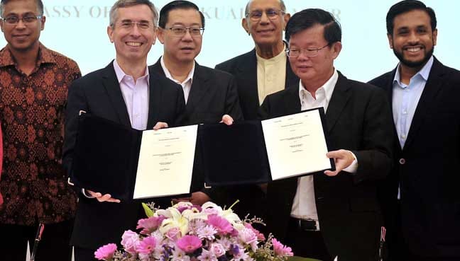 George Town gets link to Vincent van Gogh city